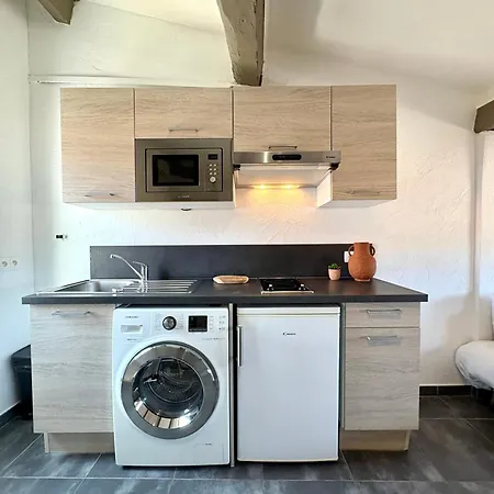 Climatises - Vieil Appartement *