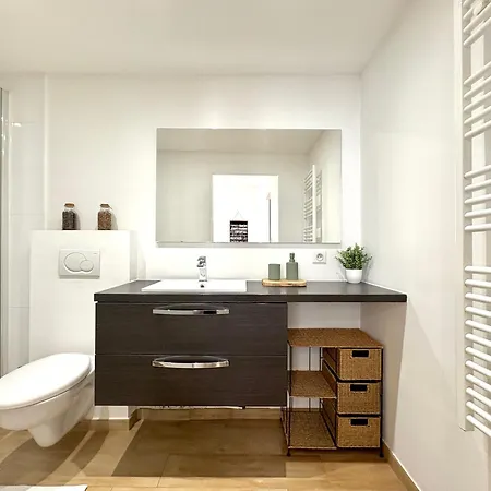 Daire Climatises - Vieil Antibes