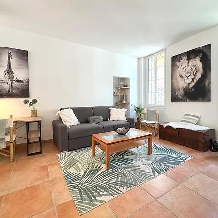 Climatises - Vieil Apartment